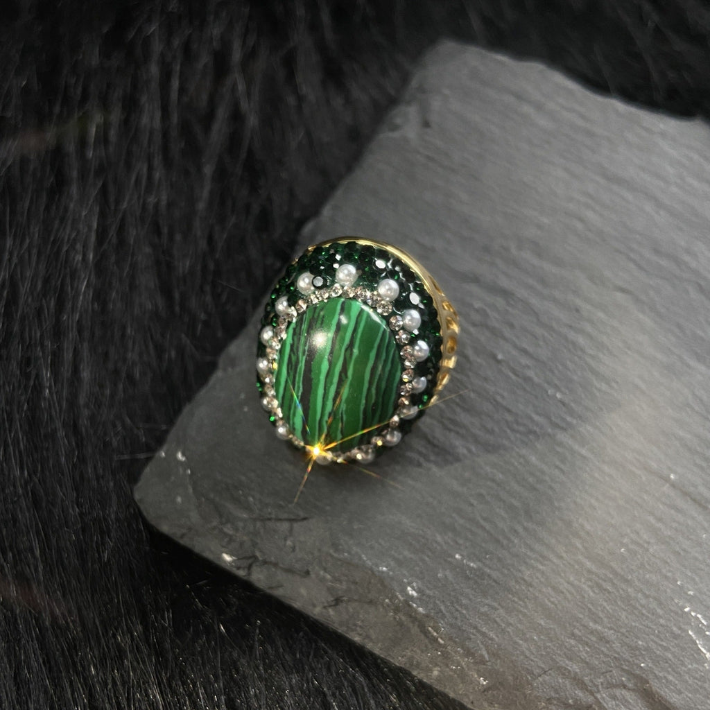 Vintage French Retro Green Series Natural Stone Ring Niche Personality Light Luxury Temperament Women