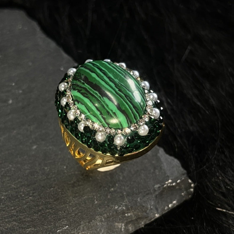 Vintage French Retro Green Series Natural Stone Ring Niche Personality Light Luxury Temperament Women